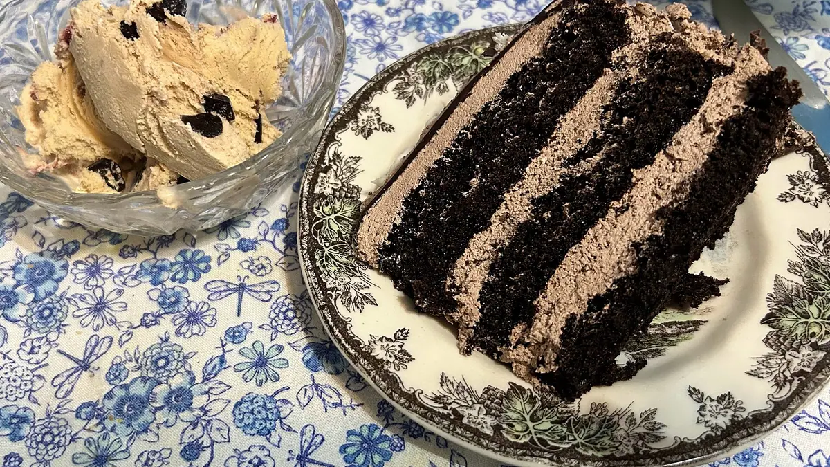 Candyfloss Crepeire – cake shop in Forest Gate, London